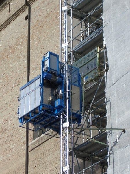 Location ascenseurs et monte-charges pour chantiers